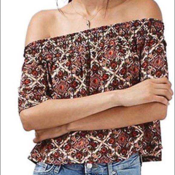 Topshop off the shoulder burgundy paisley printed crop top - Picture 1 of 7
